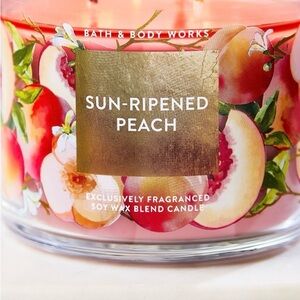 Bath & Body Works Sun-Ripened Peach Three Wick Candle